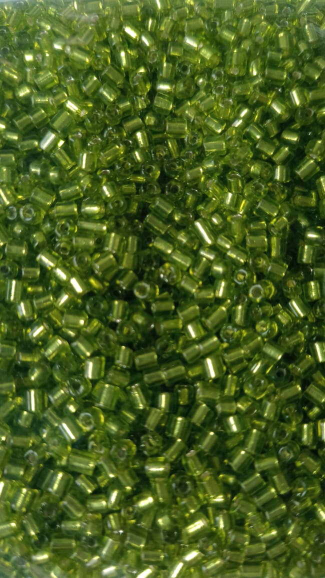 Canutillo recortado verde brillante